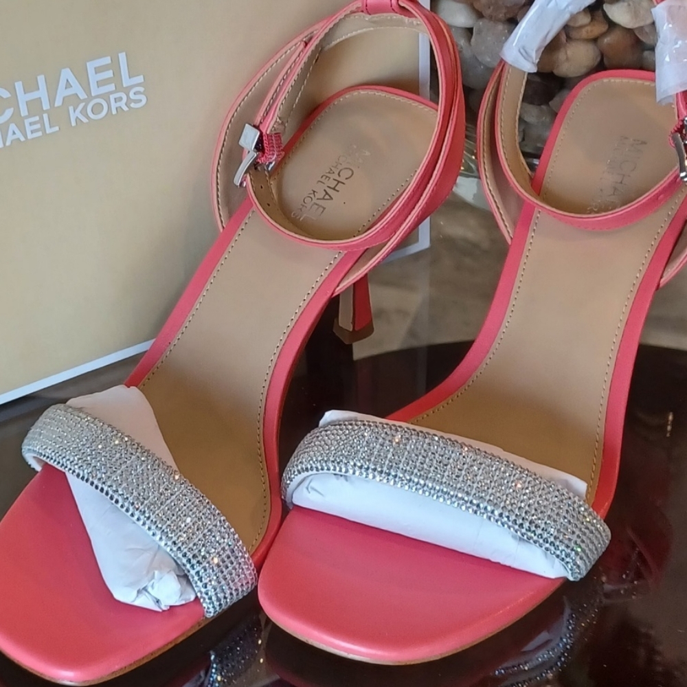 MK brand new in box